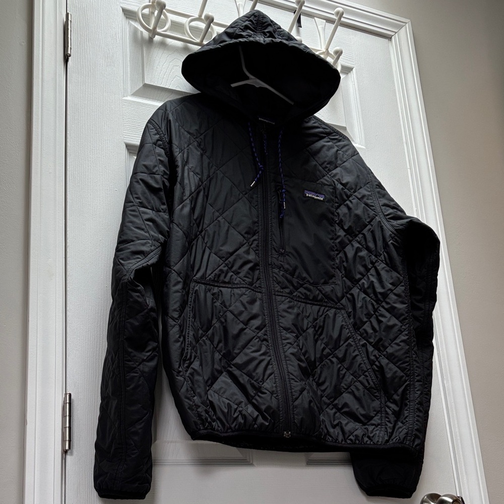 Patagonia Men's Diamond Quilted Bomber Hoody - Picture 6 of 11